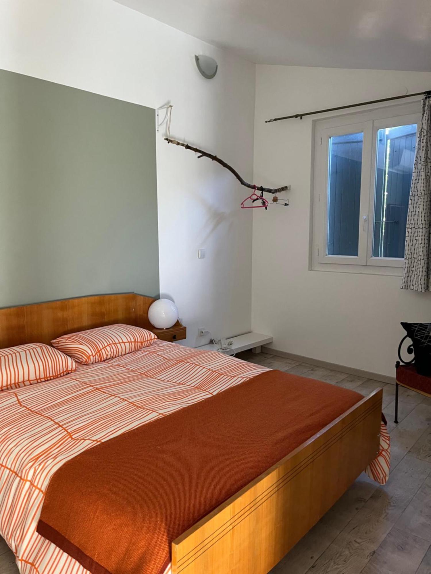 Studio En Duplex Independant Бриньоль Экстерьер фото
