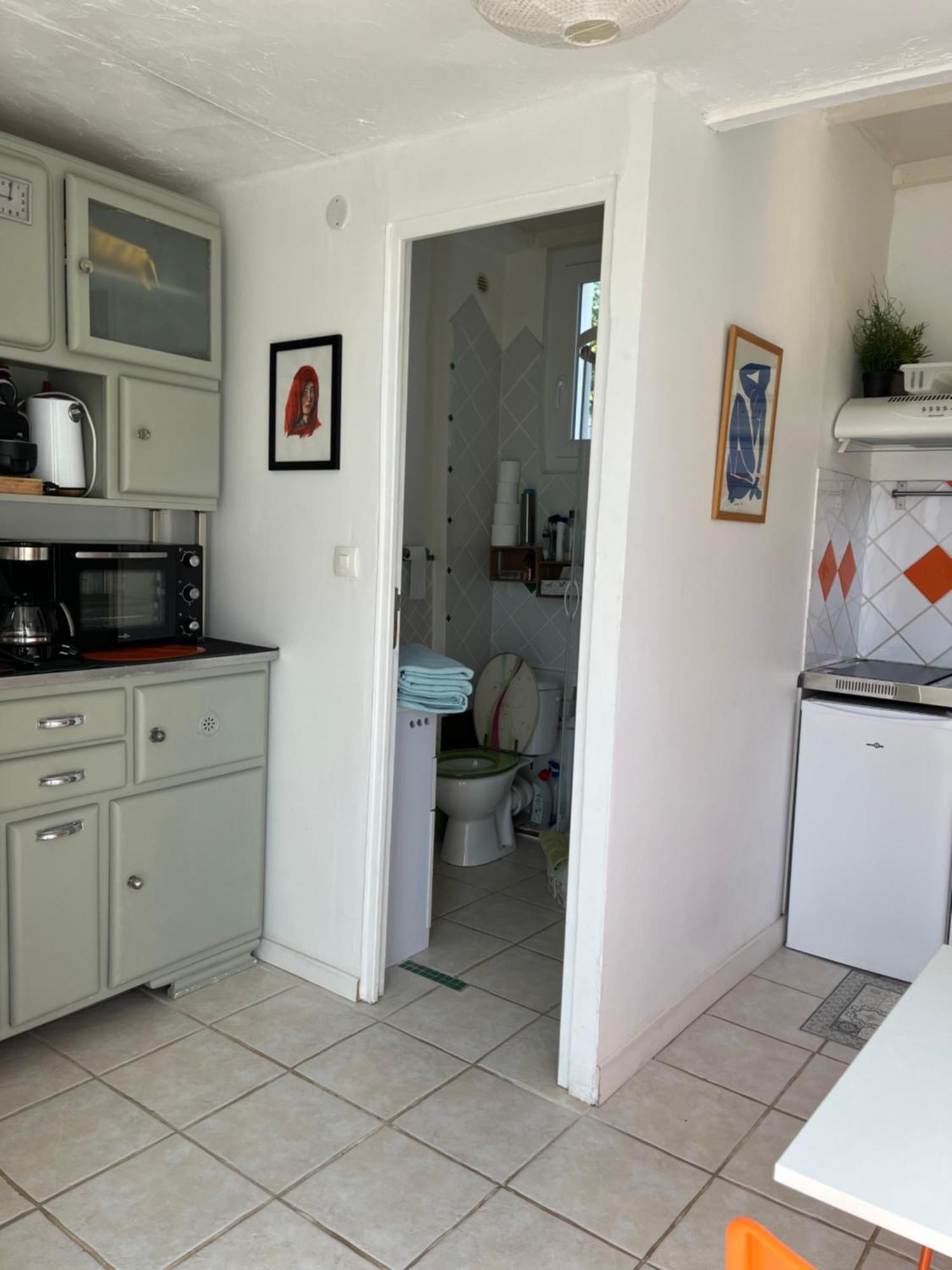 Studio En Duplex Independant Бриньоль Экстерьер фото